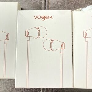 White Wired Earbuds